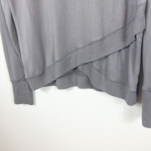 ATHLETA Asymmetric Grey Long Sleeve Top Size XS - Picture 6 of 7